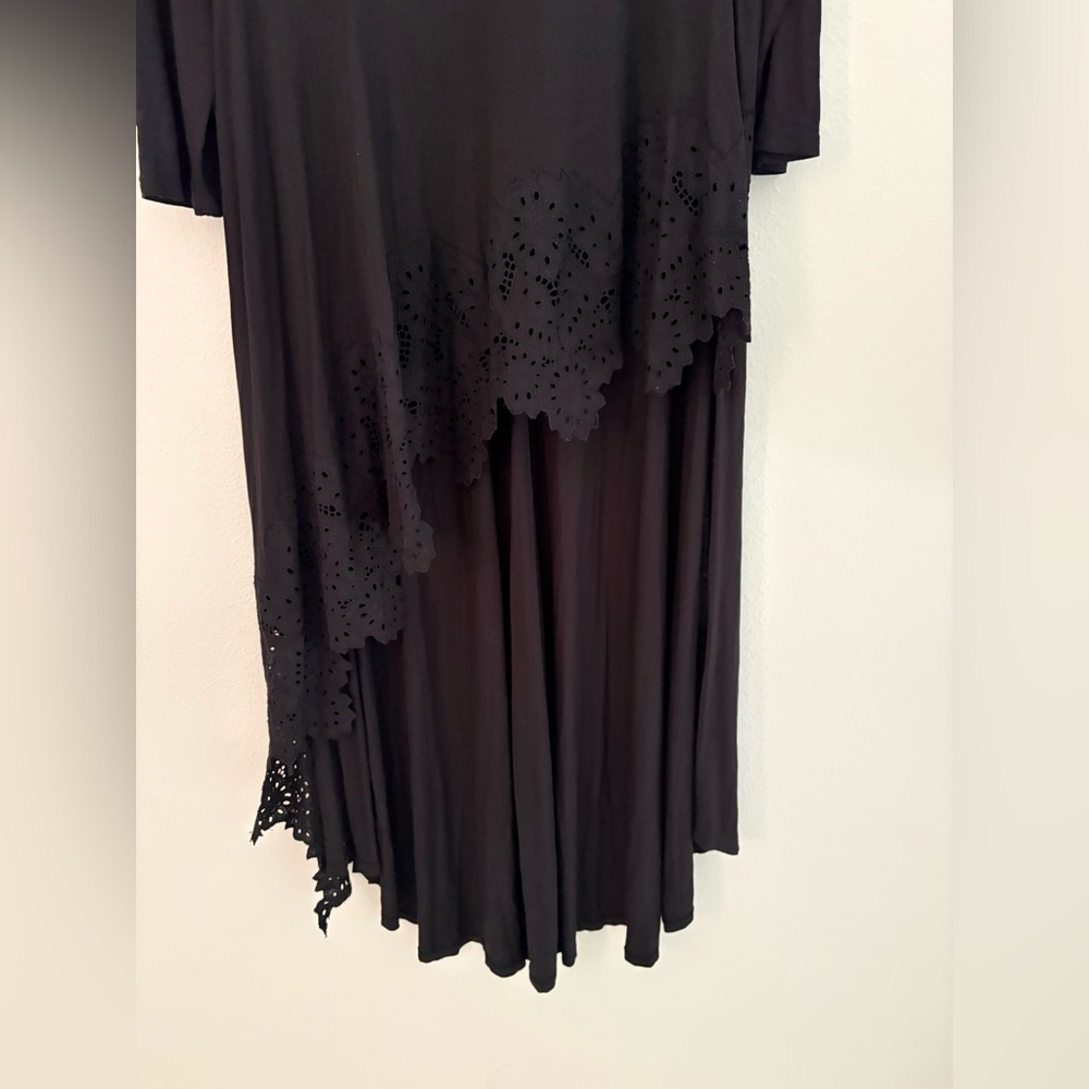 Free People Black High Low Top With Cut Out Detail Size M - Picture 6 of 10